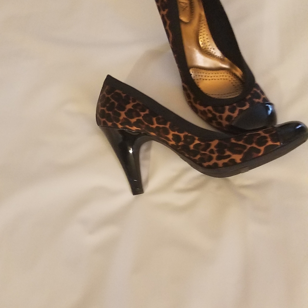 Animal Print pumps